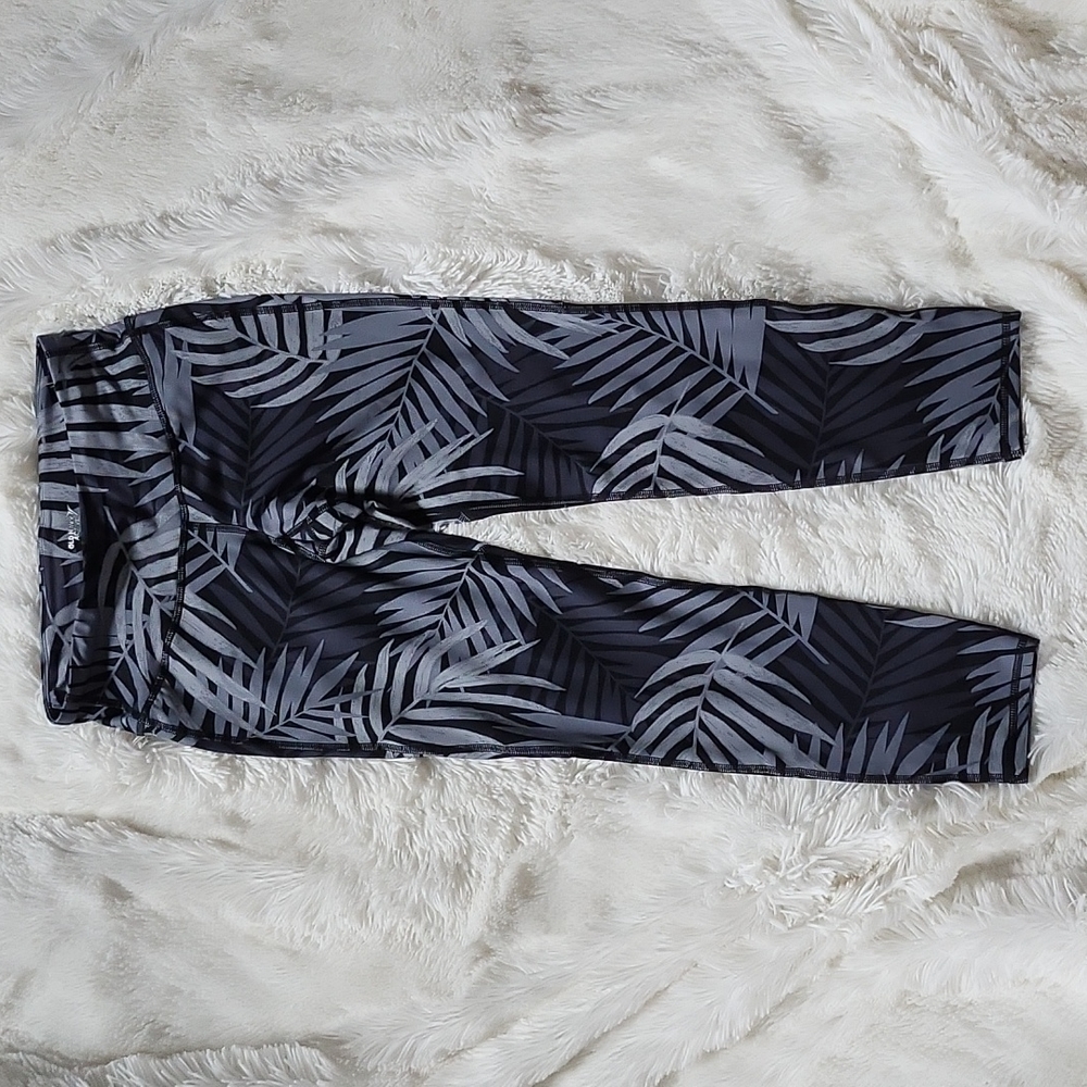 Old Navy, small gray and black leggings